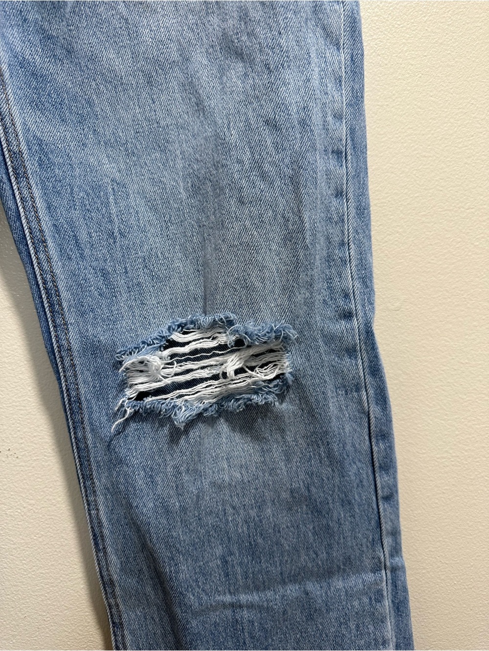 VERVET Women’s 90's Vintage Style Distressed High Rise Flare Jeans - Picture 8 of 13